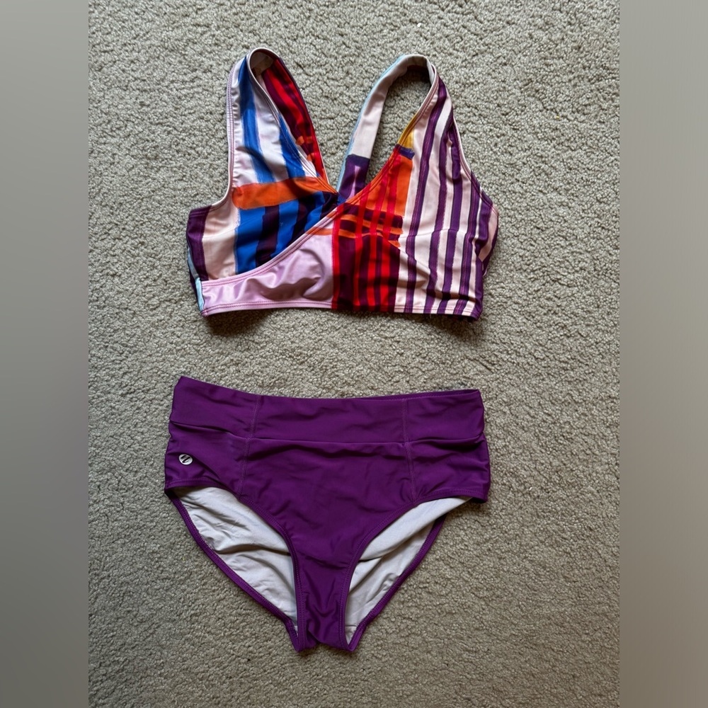Nani swimwear | multicolor | V crop top & mid rise bottom | Medium (women’s)